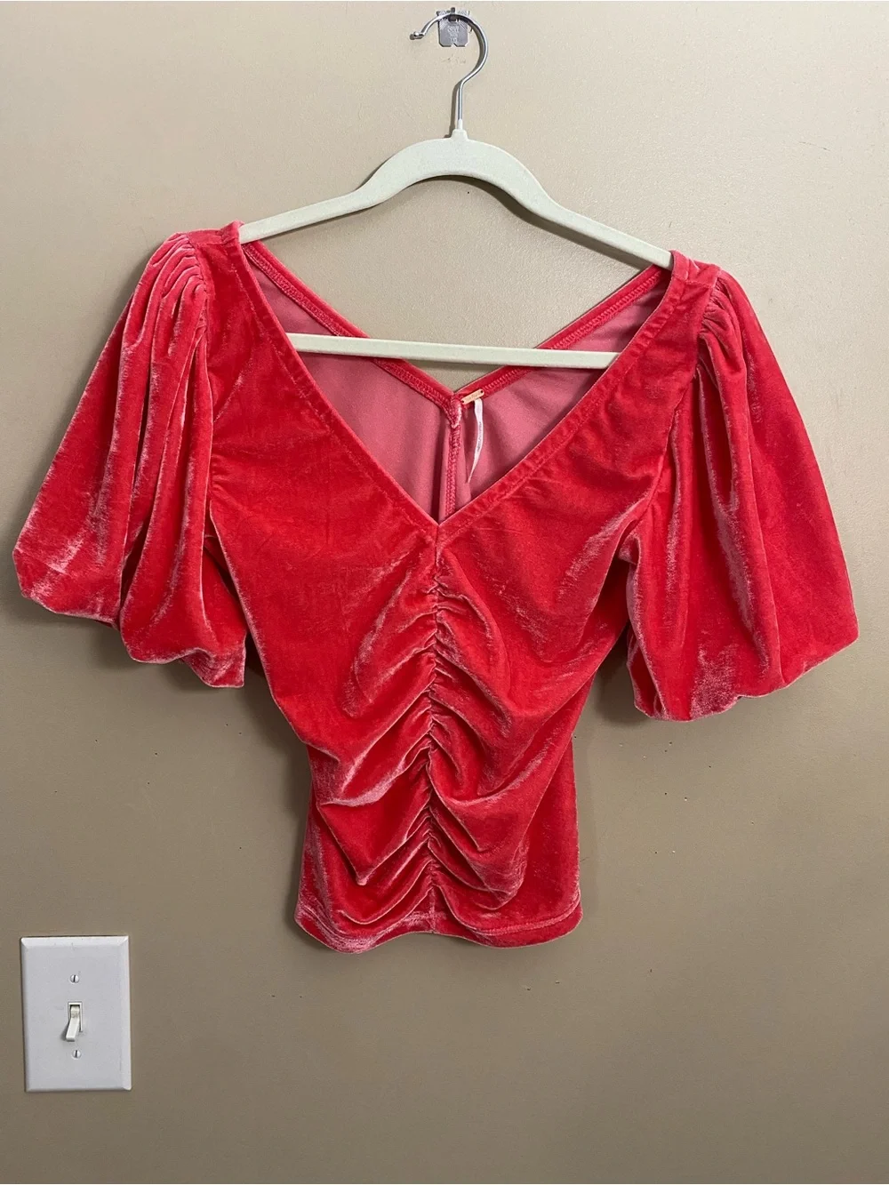 Free People Hold Me Velvet Top  Ruched V Neck Puff Sleeve Coral Pink Size XS